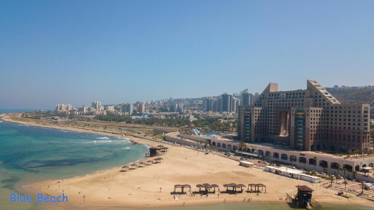 Haifa Almog Tower- "Blue Reef" Suite On The Sea Exterior photo